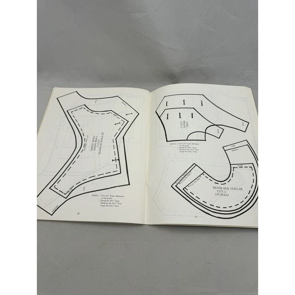 Martha Pullen Bearly Beginning Smocking Hand Sewing Book 1985 Vintage